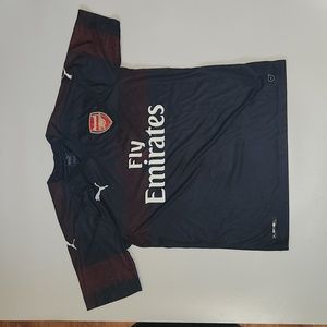 Pre owned Puma Arsenal Soccer Jersey sz L
